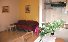 Mata Apartments